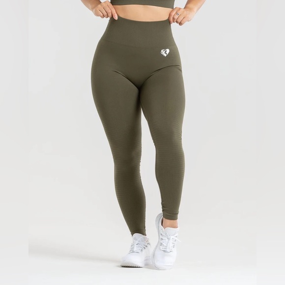 Women’s Best Pants - Women’s Best Power Seamless Legging - Size Medium - Color khaki
